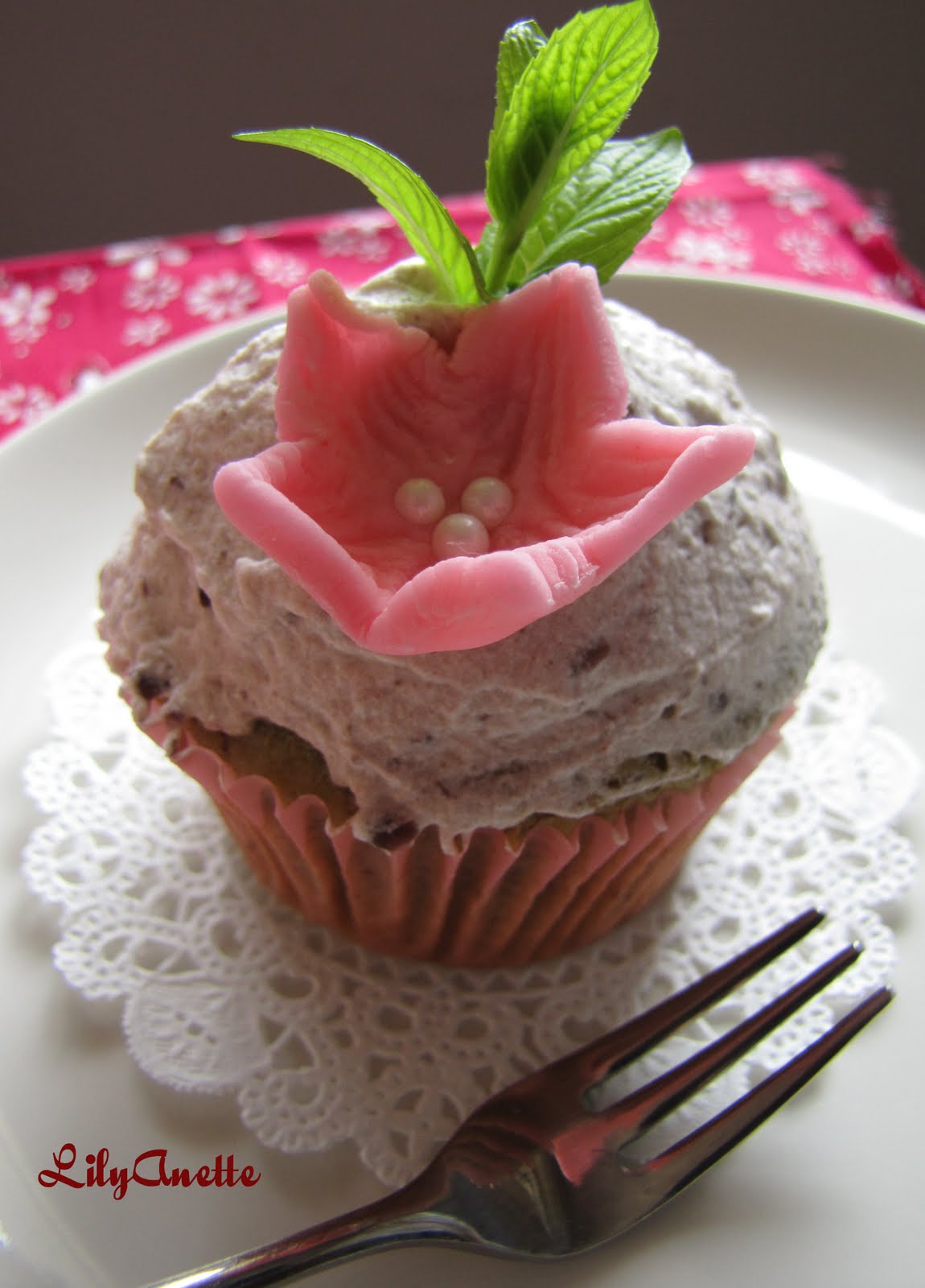 Green Tea Red Bean Cream Cupcake