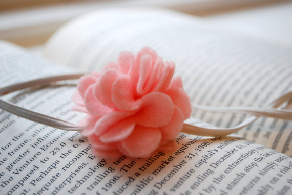 little-girl-headband Pink & white toddler headband