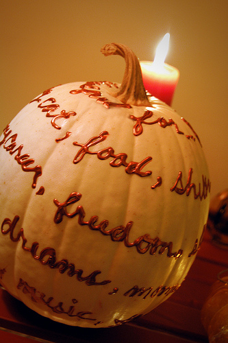 thankful-decorated-pumpkin decorate a pumpkin with words and paint