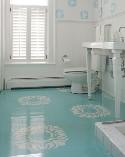 glossy blue floor in cottage bathroom