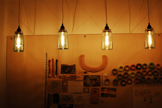 How to make pendant lights from Mason Jars