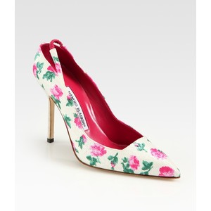Manolo Blahnik floral print point toe shoe